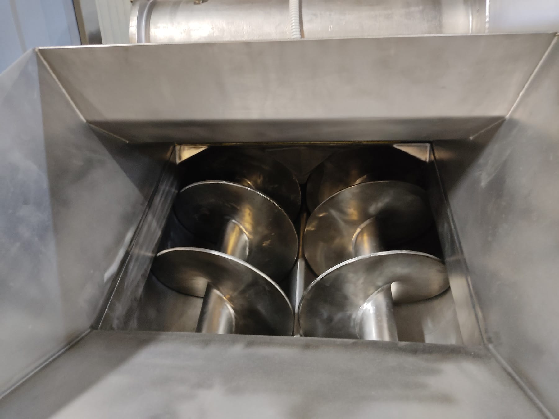 Butter homogenizer working chamber