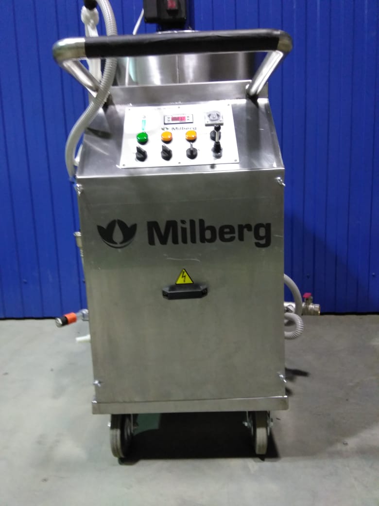Milk taxi for cattle farms