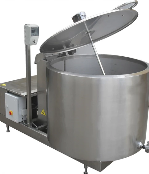 Milk cooling tank for a farm
