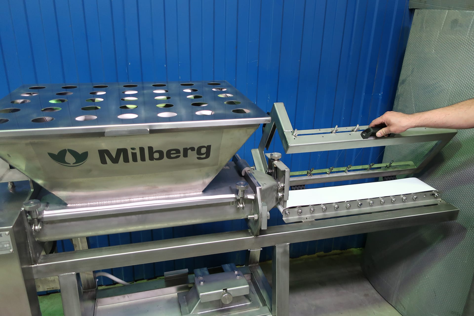 Butter packing line for a private producer