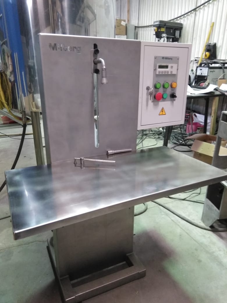 UD-2 dosing and filling unit for bottles and cups